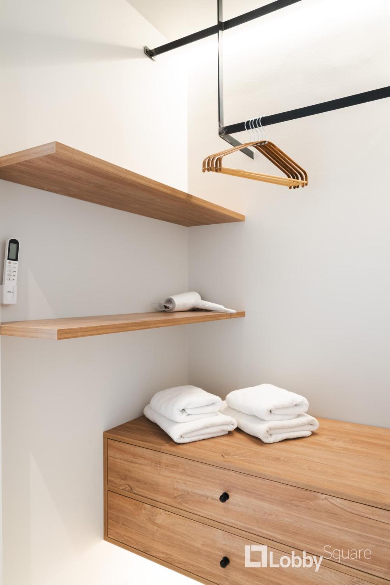 Muse Apartment By Lobbysquare Athens Exterior photo